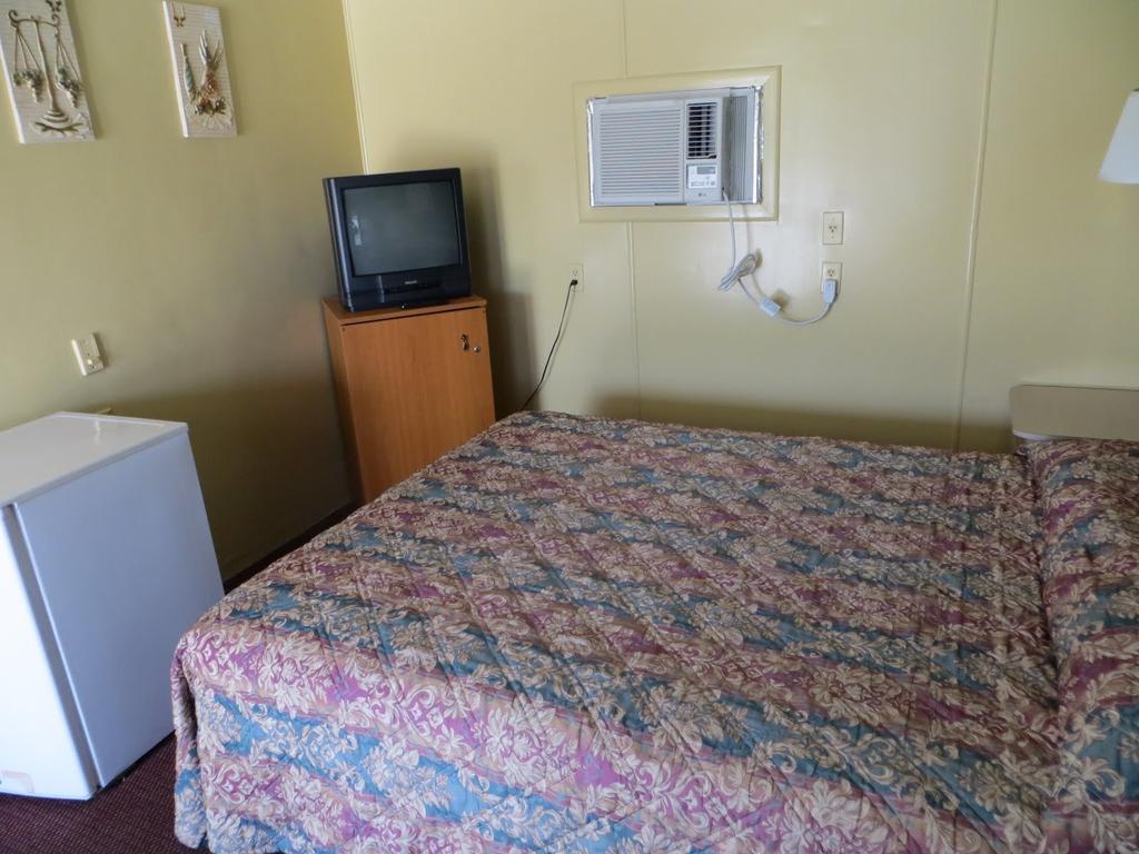 Travelers Inn Okeechobee Camera foto