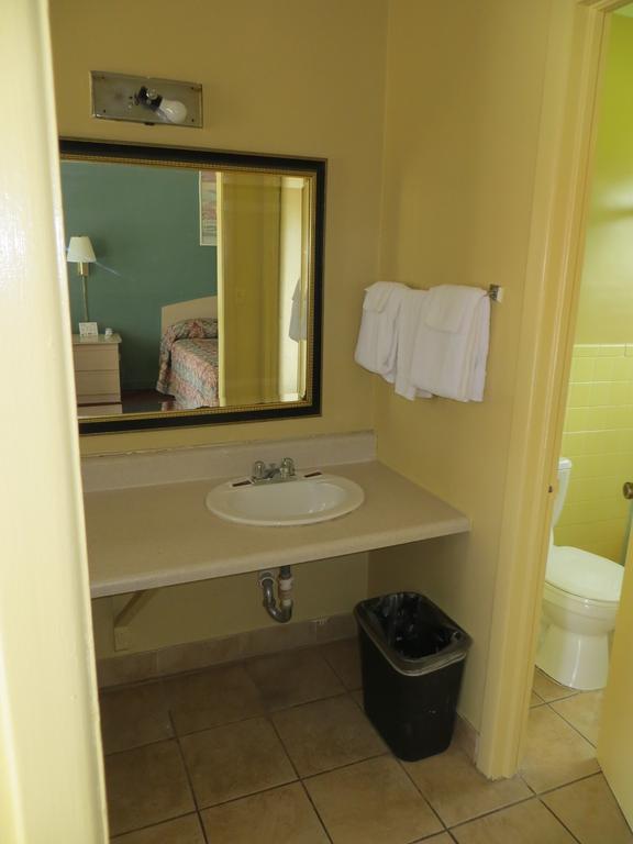 Travelers Inn Okeechobee Camera foto