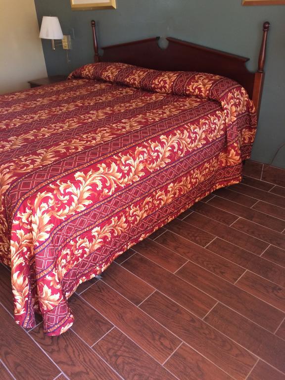 Travelers Inn Okeechobee Esterno foto